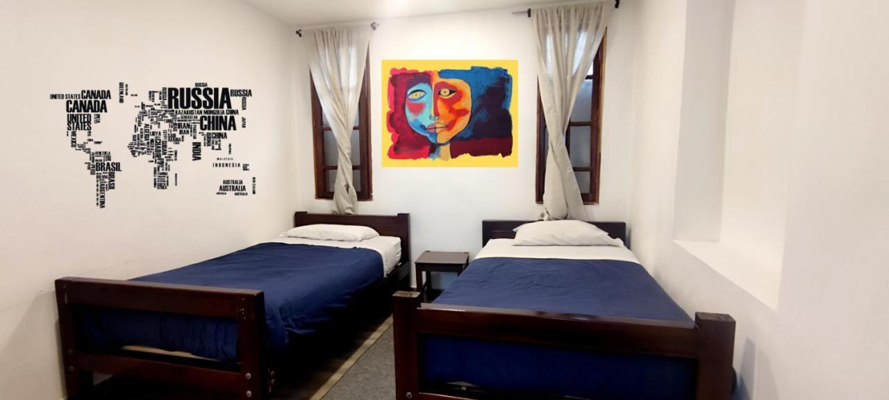 Minka Hostel Кито Экстерьер фото