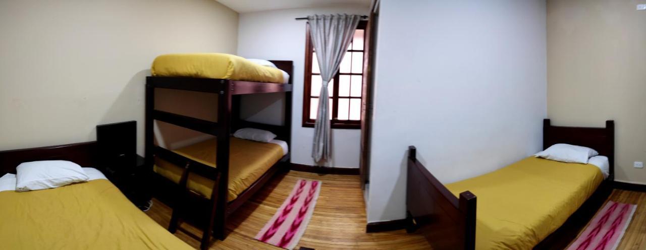 Minka Hostel Кито Экстерьер фото