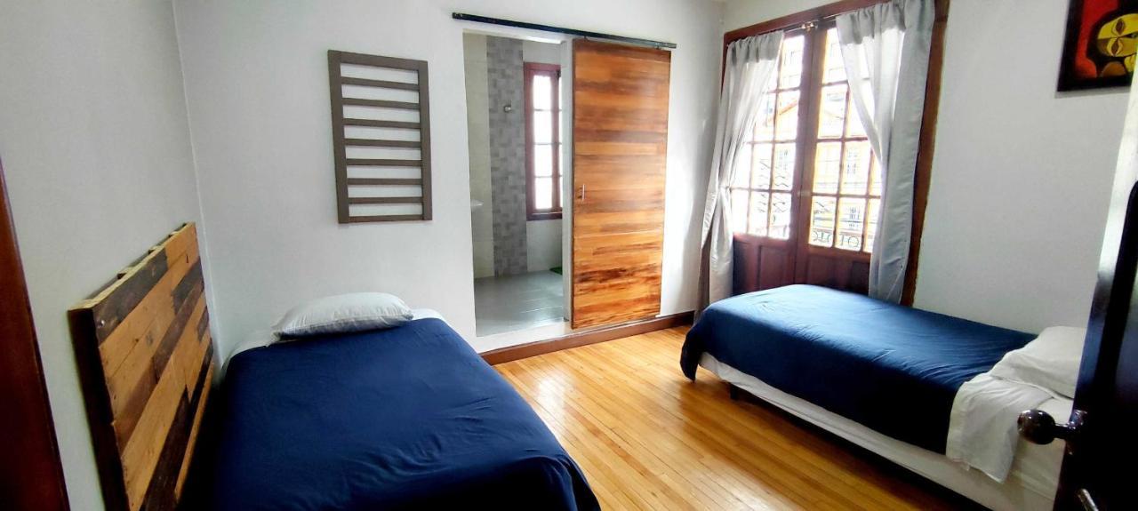 Minka Hostel Кито Экстерьер фото