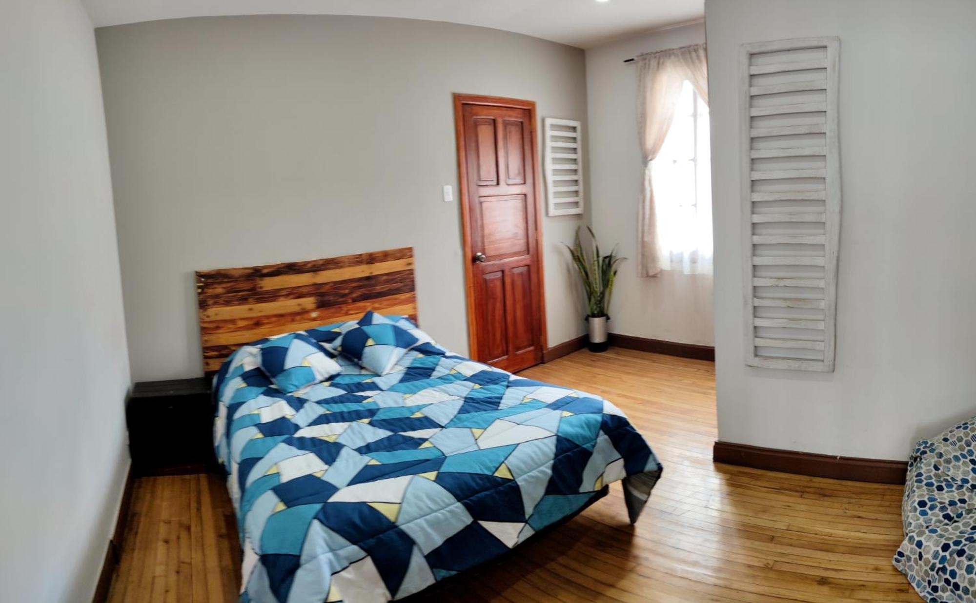 Minka Hostel Кито Экстерьер фото