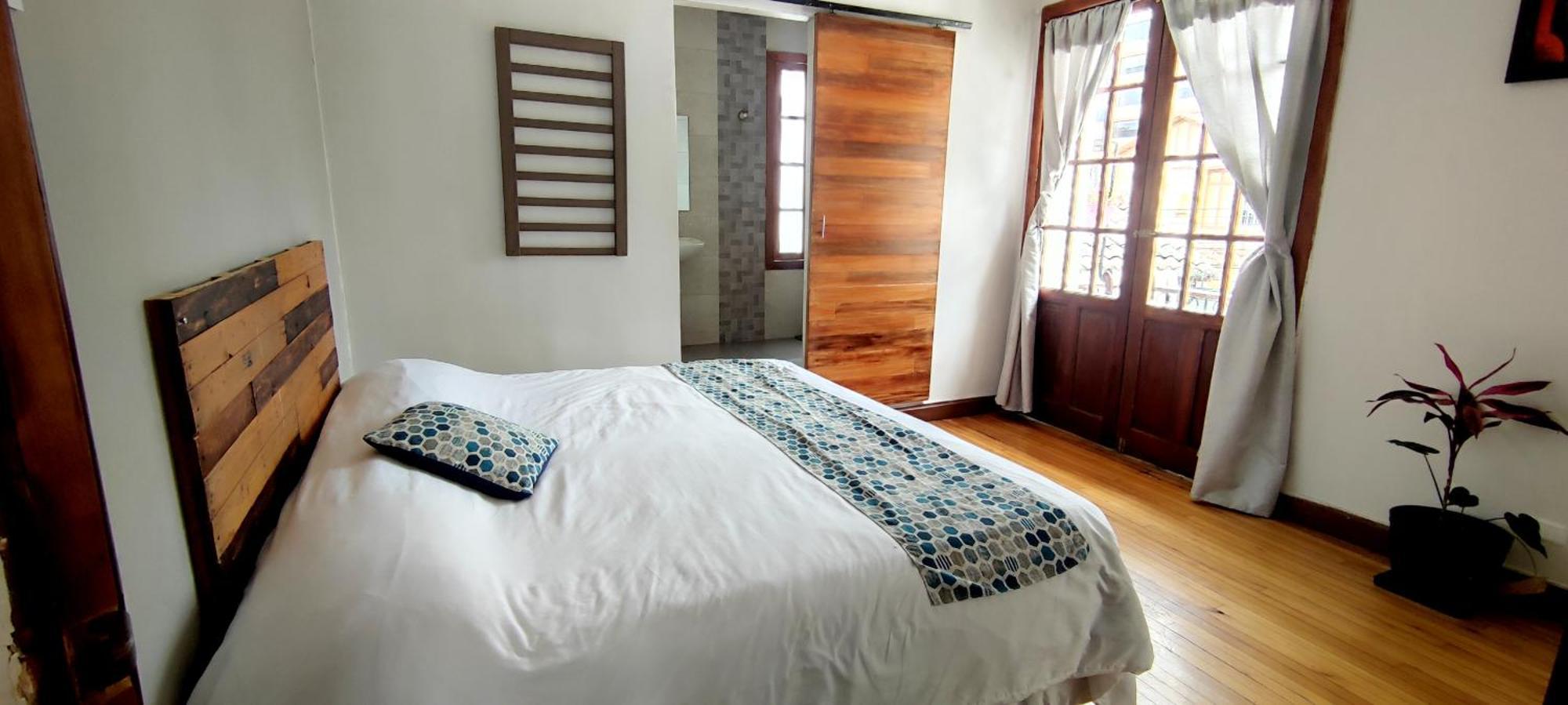 Minka Hostel Кито Экстерьер фото
