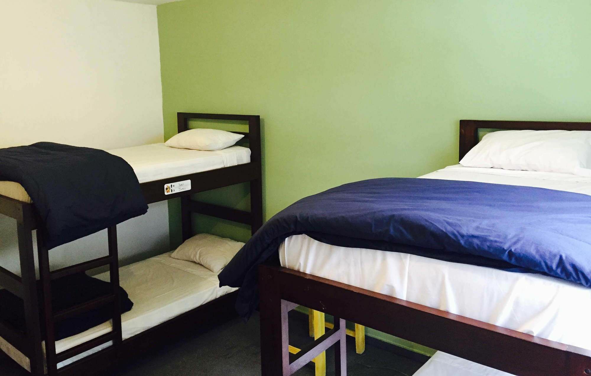 Minka Hostel Кито Экстерьер фото
